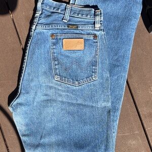 Wrangler Men's Classic Denim Jeans